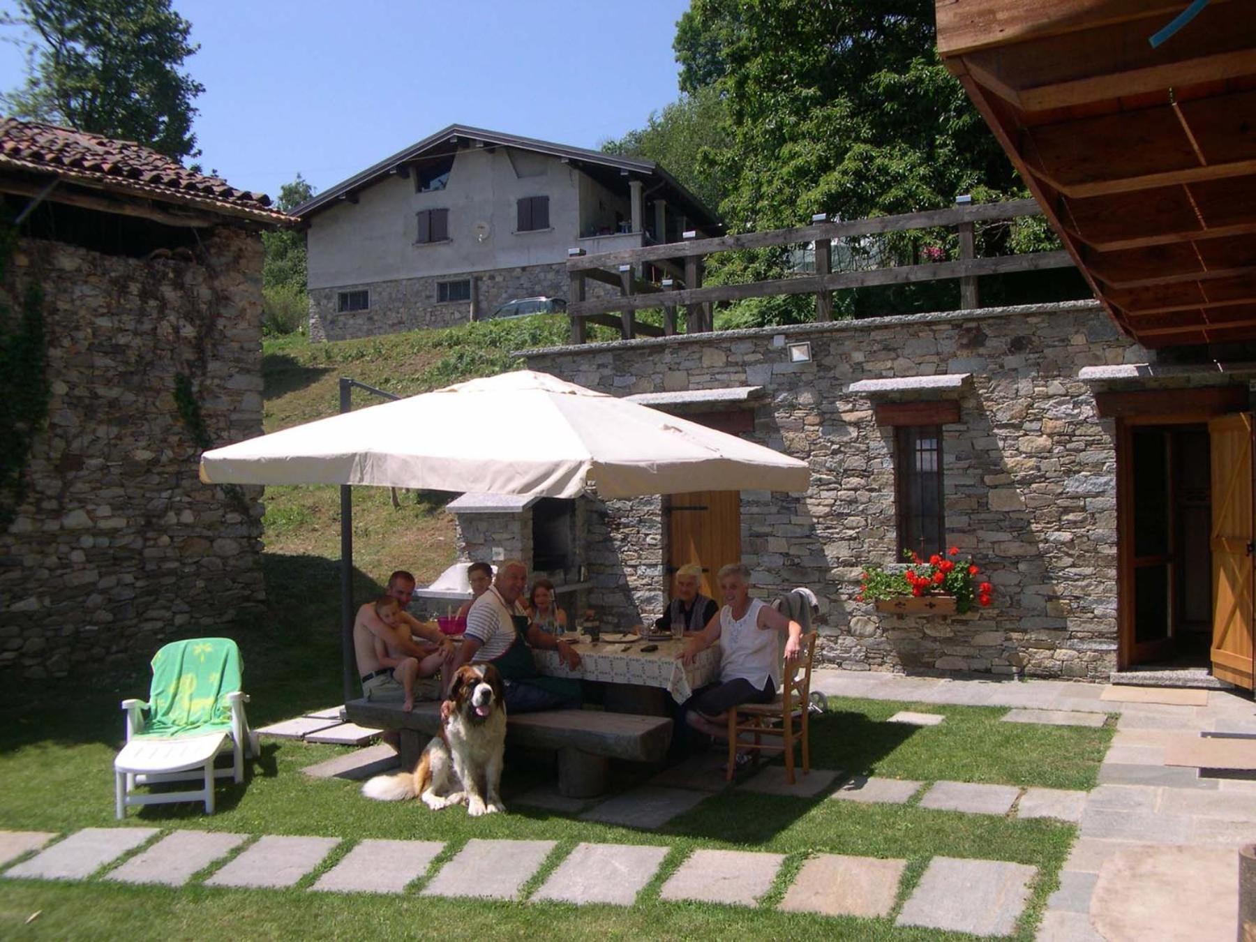 La Dolce Vita Chalet Villa Massino Visconti Exterior photo